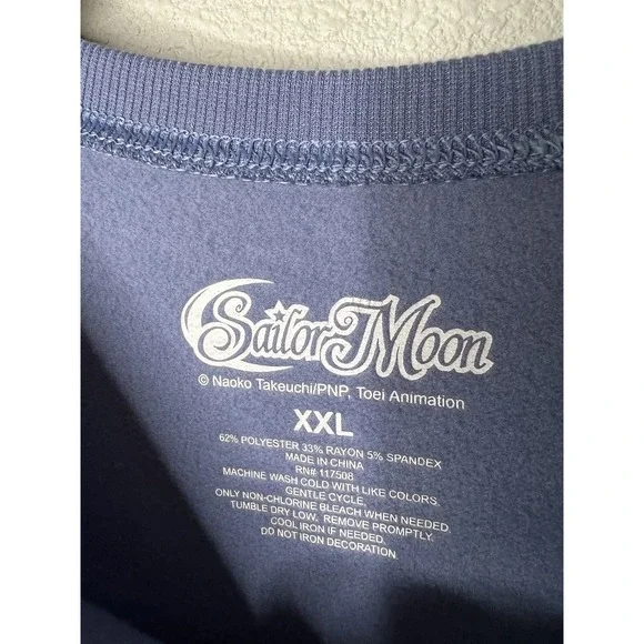 Sailor Moon Pullover Sweatshirt Blue Long Sleeve Soft Anime Manga Size 2X - Picture 2 of 4